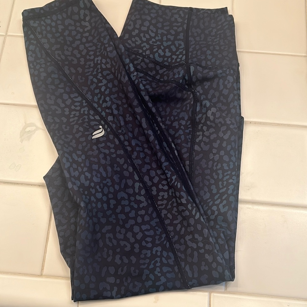 Fabletics pure luxe Leggings W/ Pockets